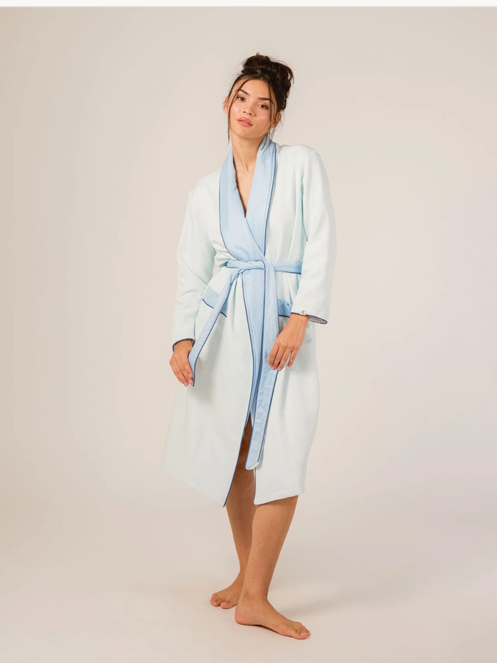 NWOT Keleigh Teller LEONA REVERSIBLE MICRO-FIBER ROBE (CLOUD)